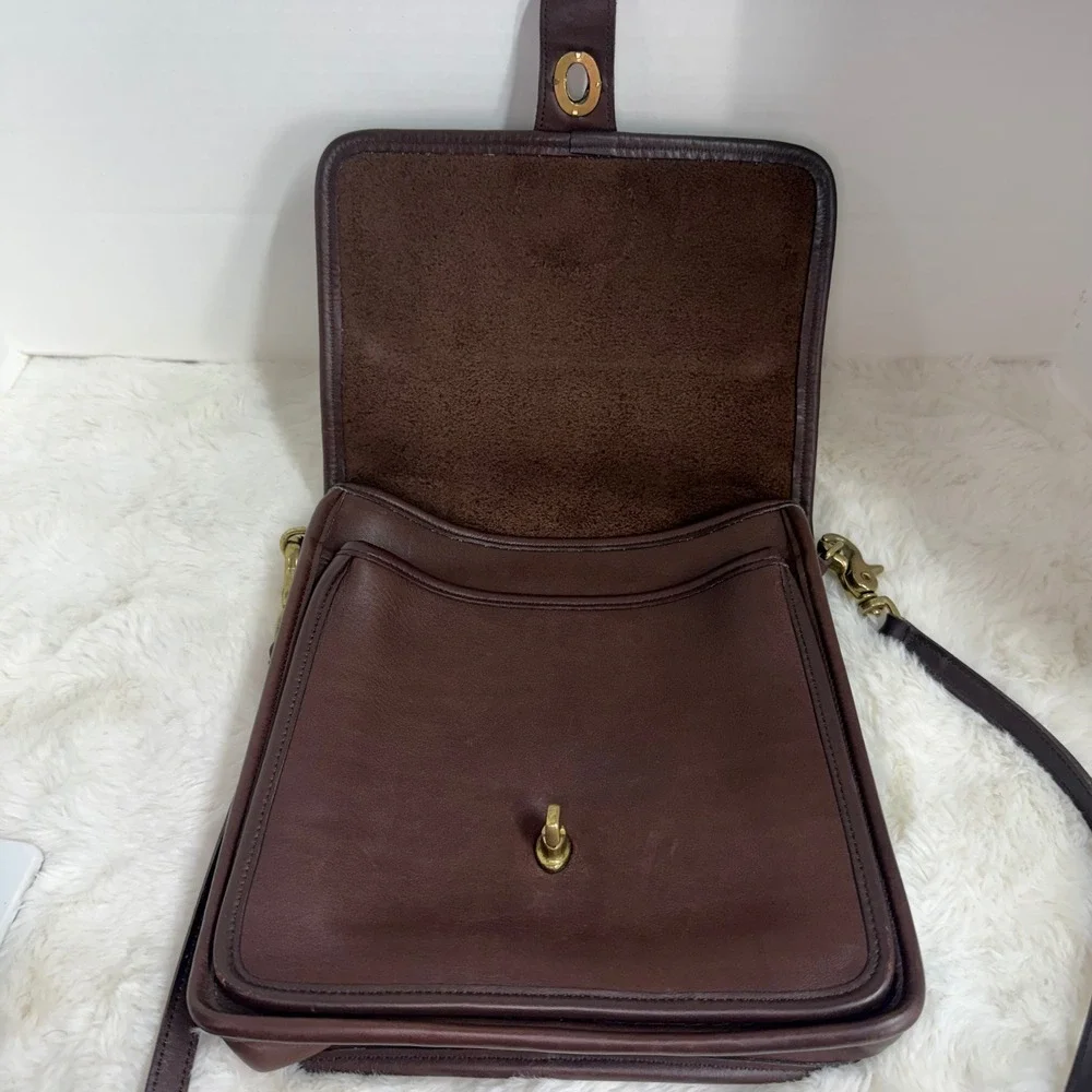 Vintage Coach Station Bag 5130 Brown Glove Tanned Leather USA Crossbody Purse